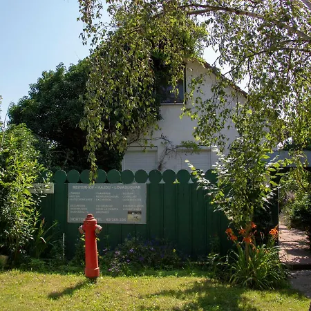 Hajdu Lovasudvar Gasthof